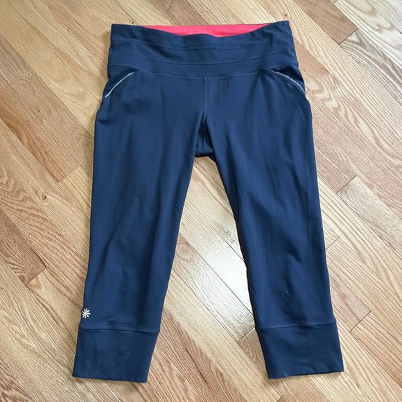 Athleta Pants - Athleta Relay Grey Capri Leggings Pants Medium Yoga Workout